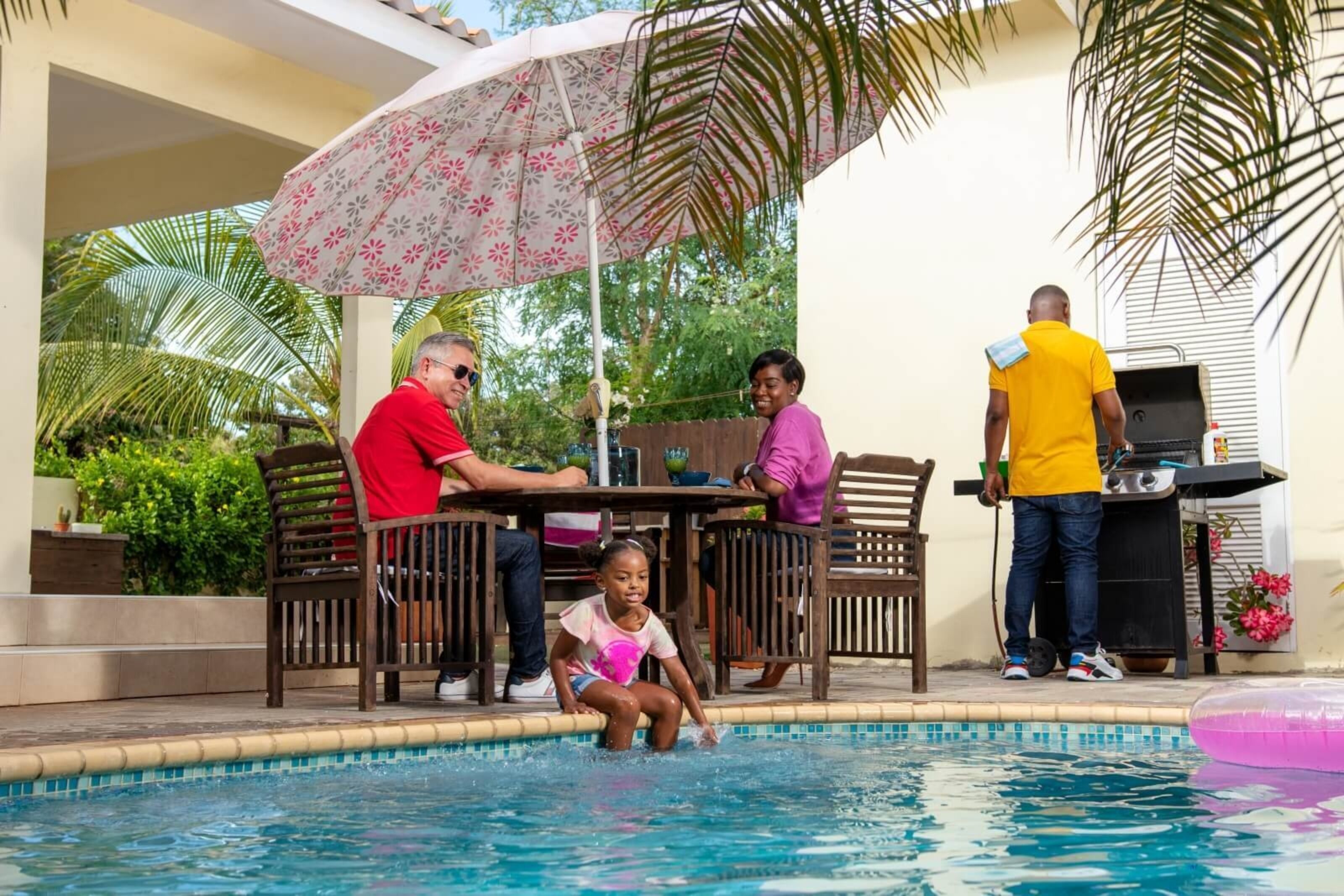 Loans - MCB Curacao EN